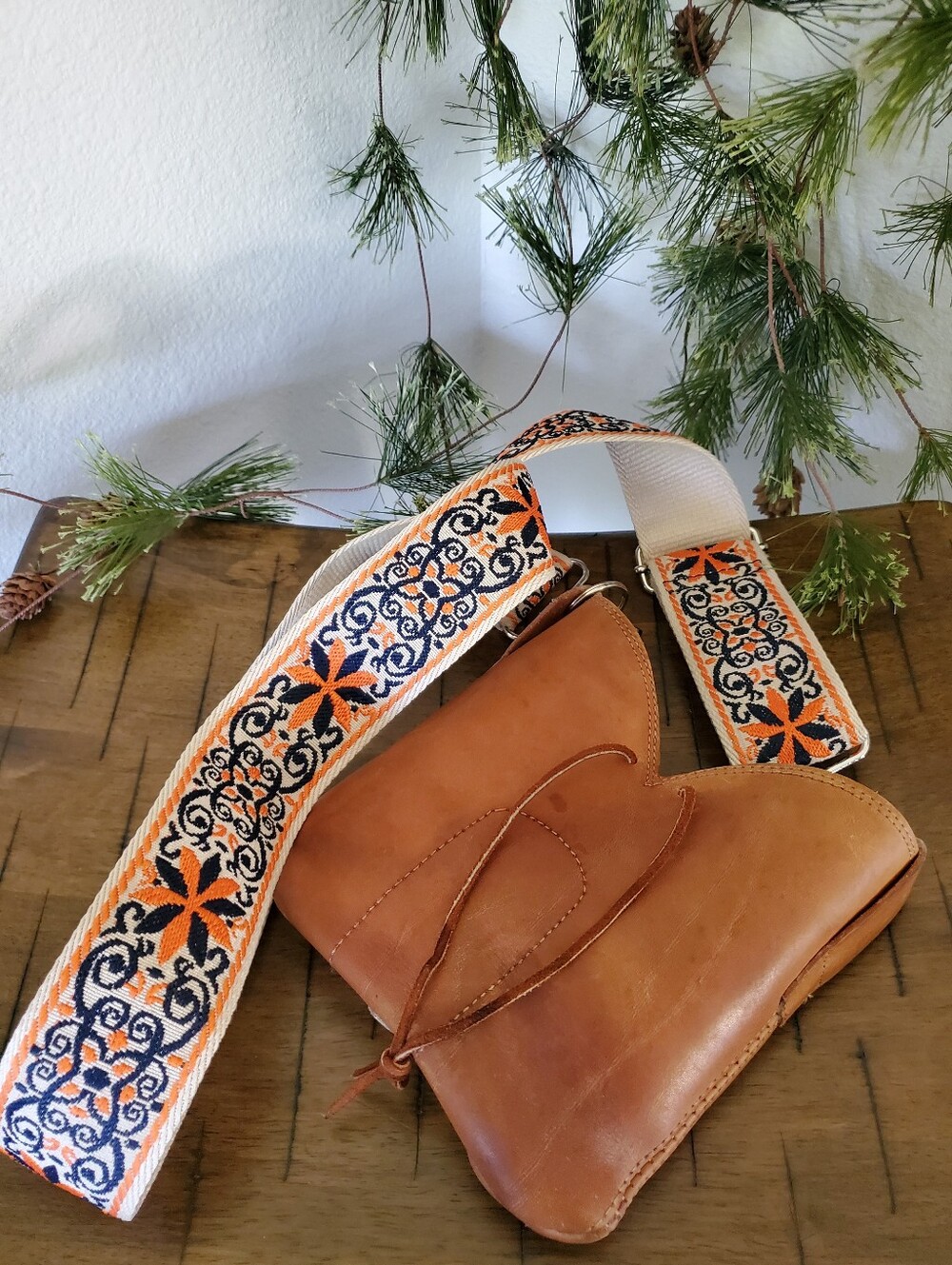 Handmade Cowboy Boot Crossbody Purse with Woven Boho Guitar Strap - Picture 15 of 16